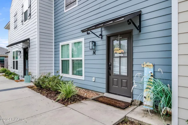 $250,000 | 104 Whittington Drive, Unit M, Lafayette, LA 70503