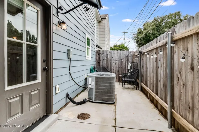 $250,000 | 104 Whittington Drive, Unit M, Lafayette, LA 70503