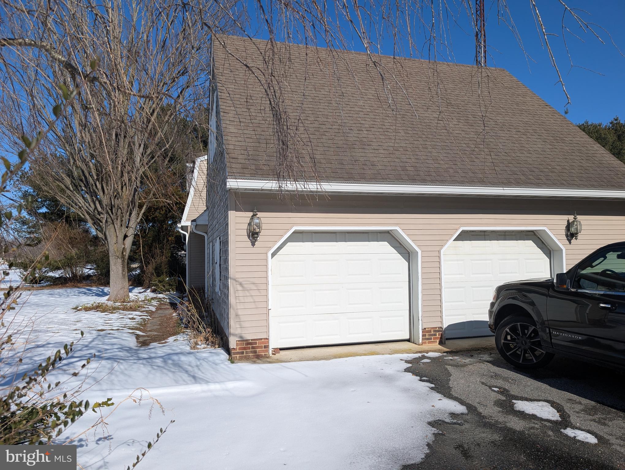 11373 Beideman Road Lincoln, DE 19960 - Photo 3 of 35 Attached garage