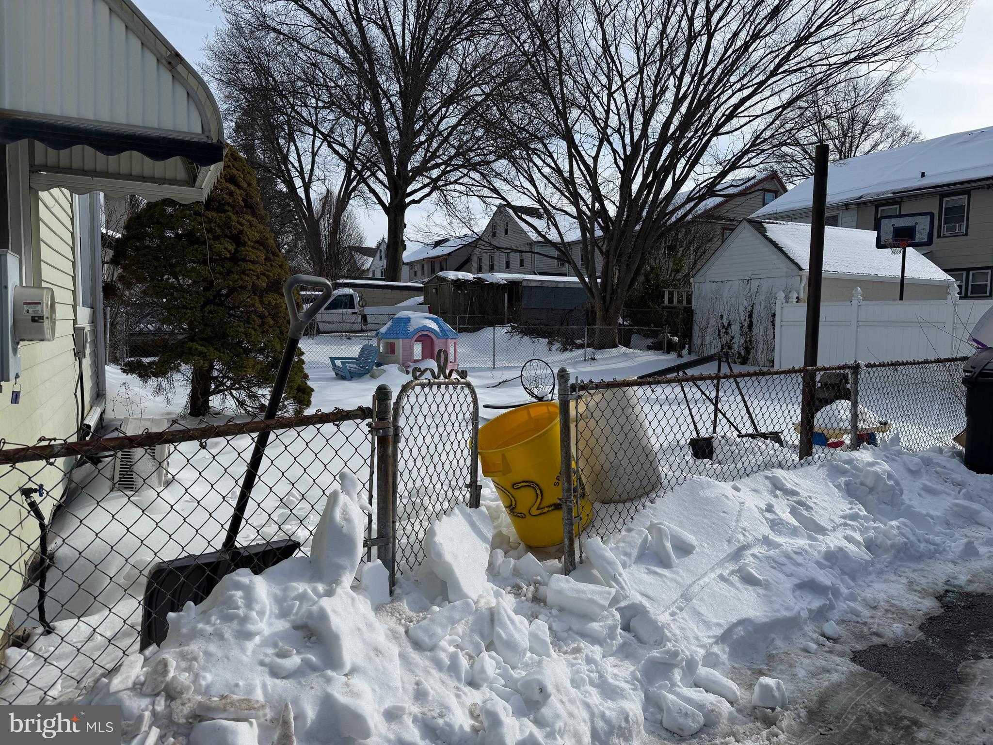226 Lynbrooke Road Springfield, PA 19064 - Photo 18 of 25 a view of outdoor space with seating