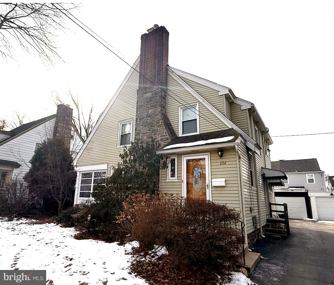 226 Lynbrooke Road Springfield, PA 19064 - Photo 4 of 25