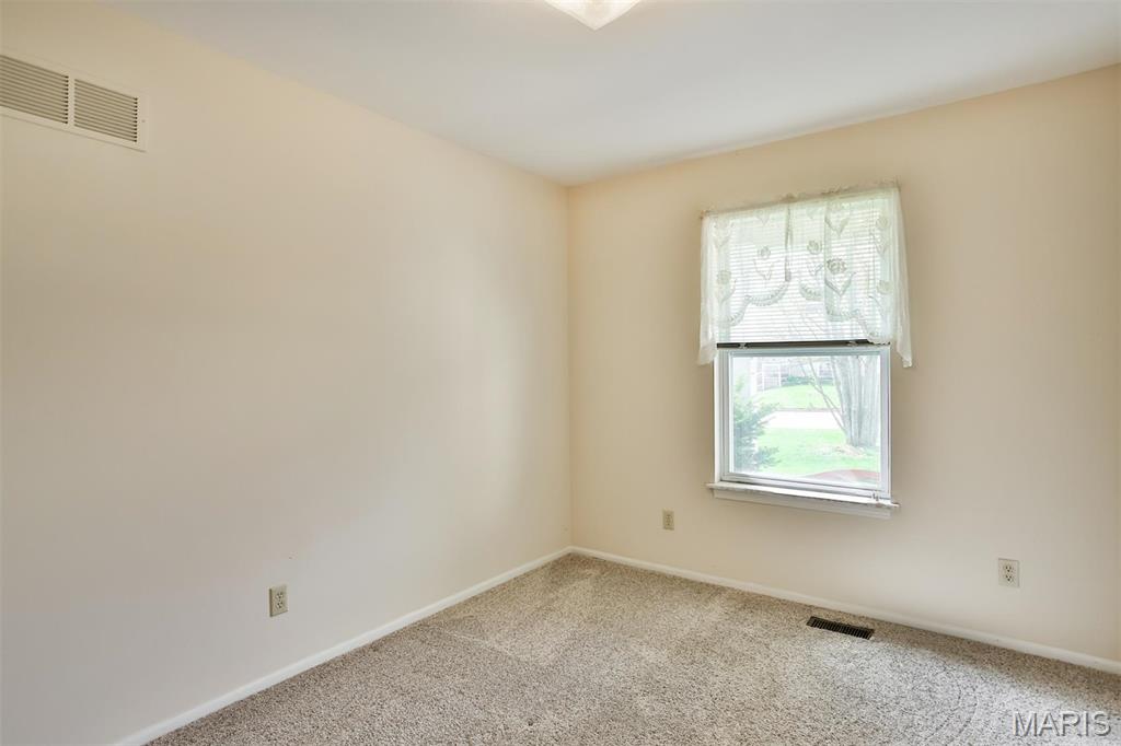 4 Mouser Drive St. Charles, MO 63304 - Photo 16 of 25