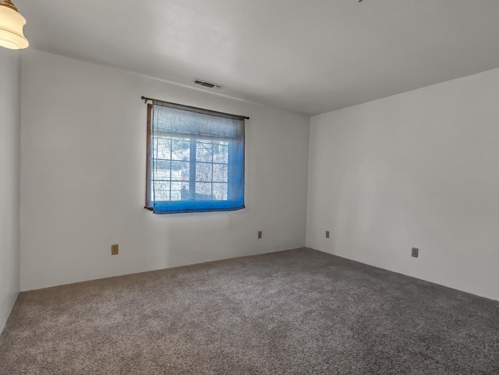 10001 Cram Gulch Road Yreka, CA 96097 - Photo 18 of 32 Gallery Image 18
