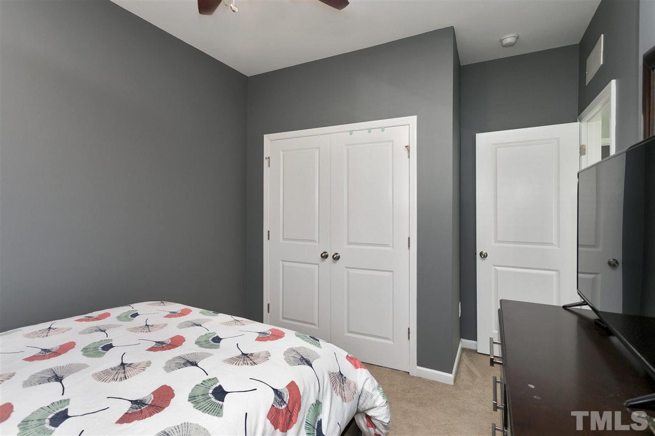 1425 Crafton Way Raleigh, NC 27607 - Photo 17 of 29