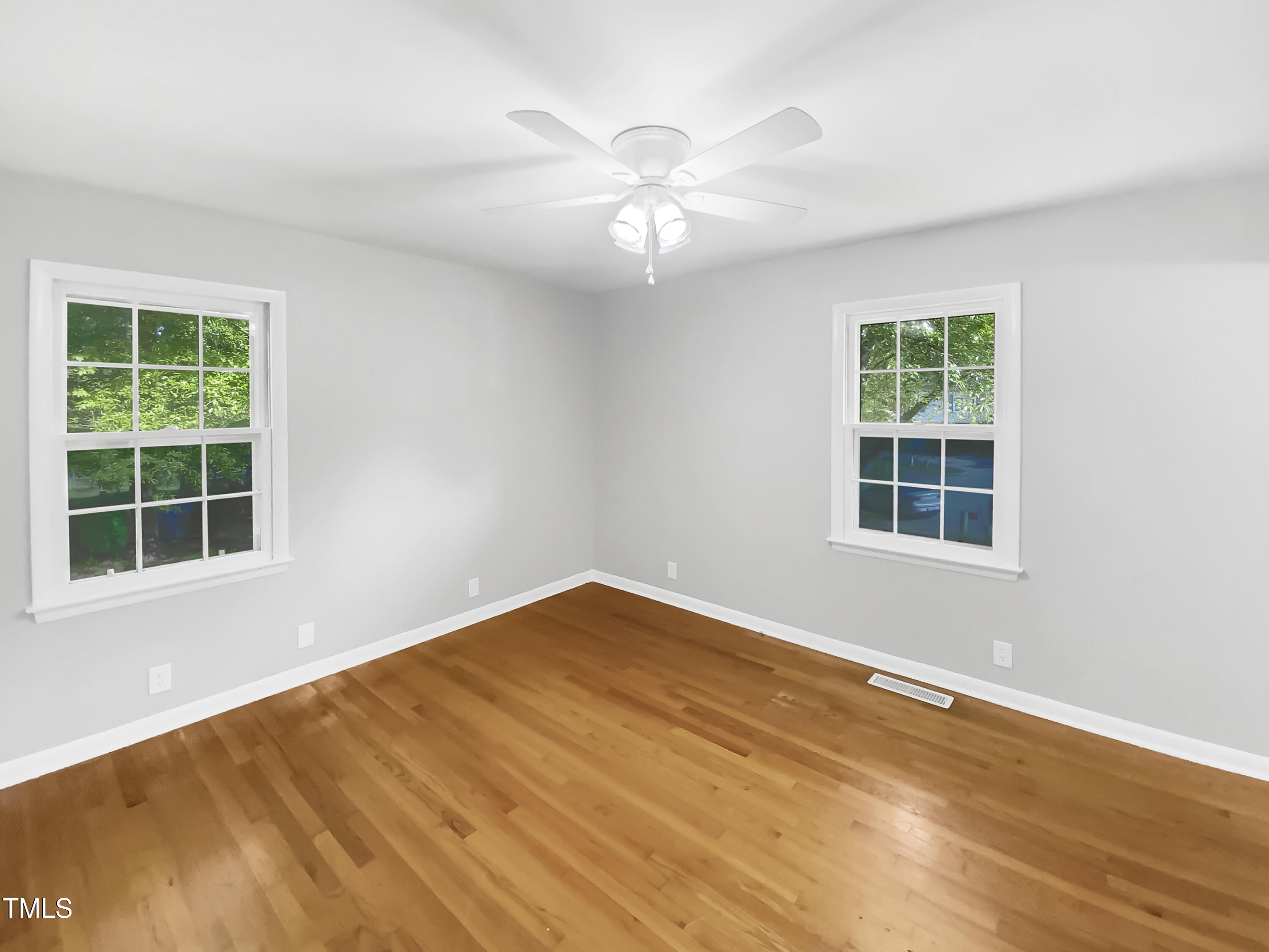 3504 Crofton Court Raleigh, NC 27604 - Photo 5 of 18 listing_6