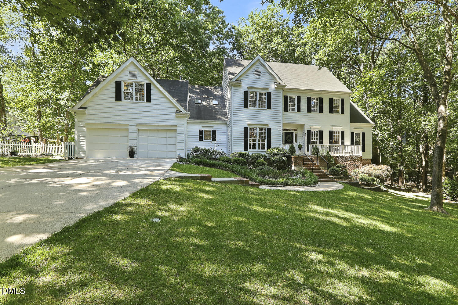 429 Grosvenor Drive Raleigh, NC 27615 - Photo 3 of 95