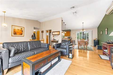 $480,000 | 84 Lynde Street, Providence, RI 02908