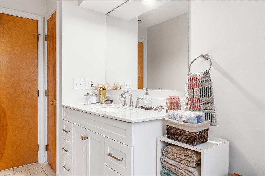 84 Lynde Street Providence, RI 02908 - Photo 17 of 34