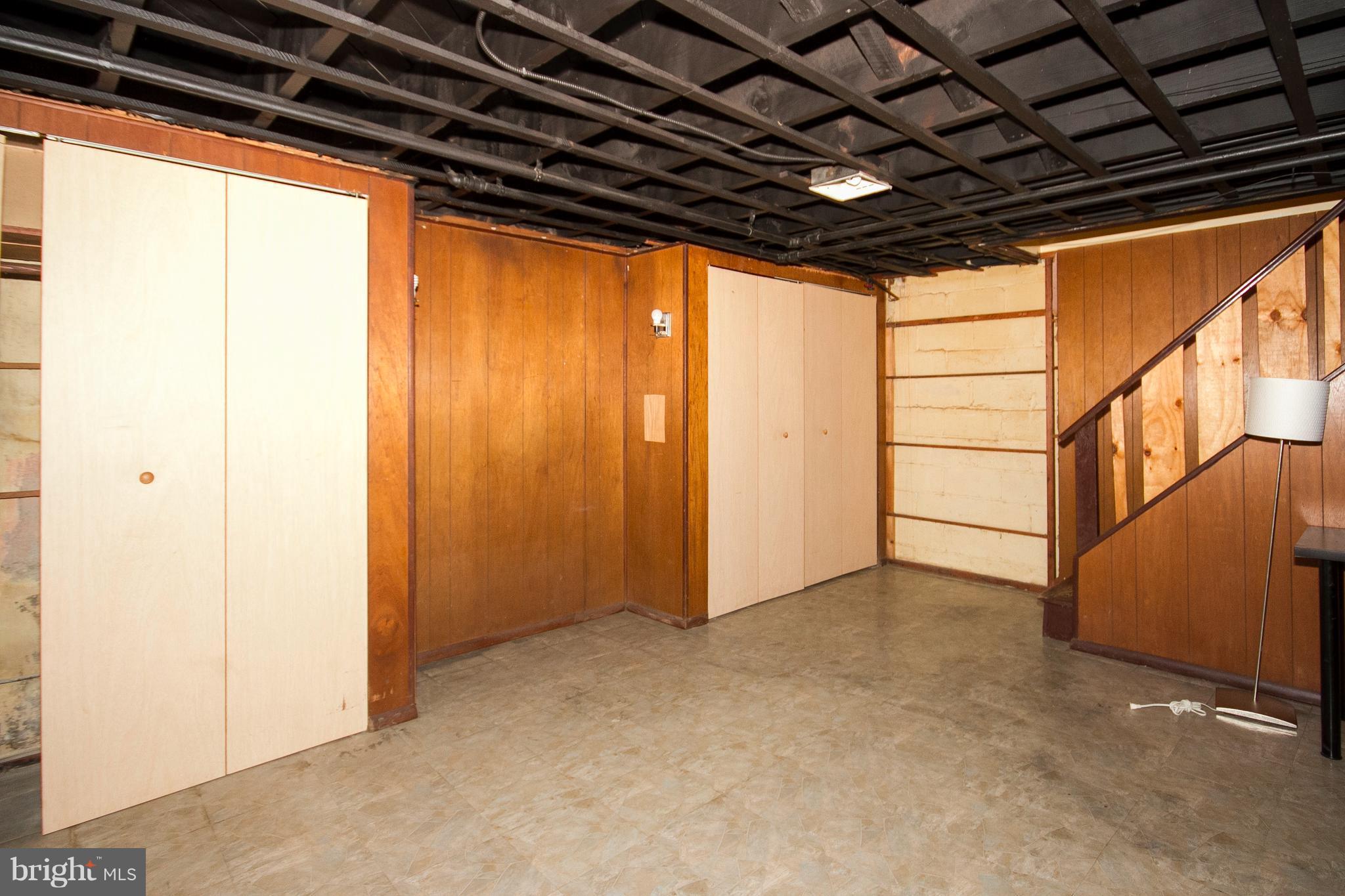 5501 Lothian Road Baltimore, MD 21212 - Photo 21 of 30 Family Room