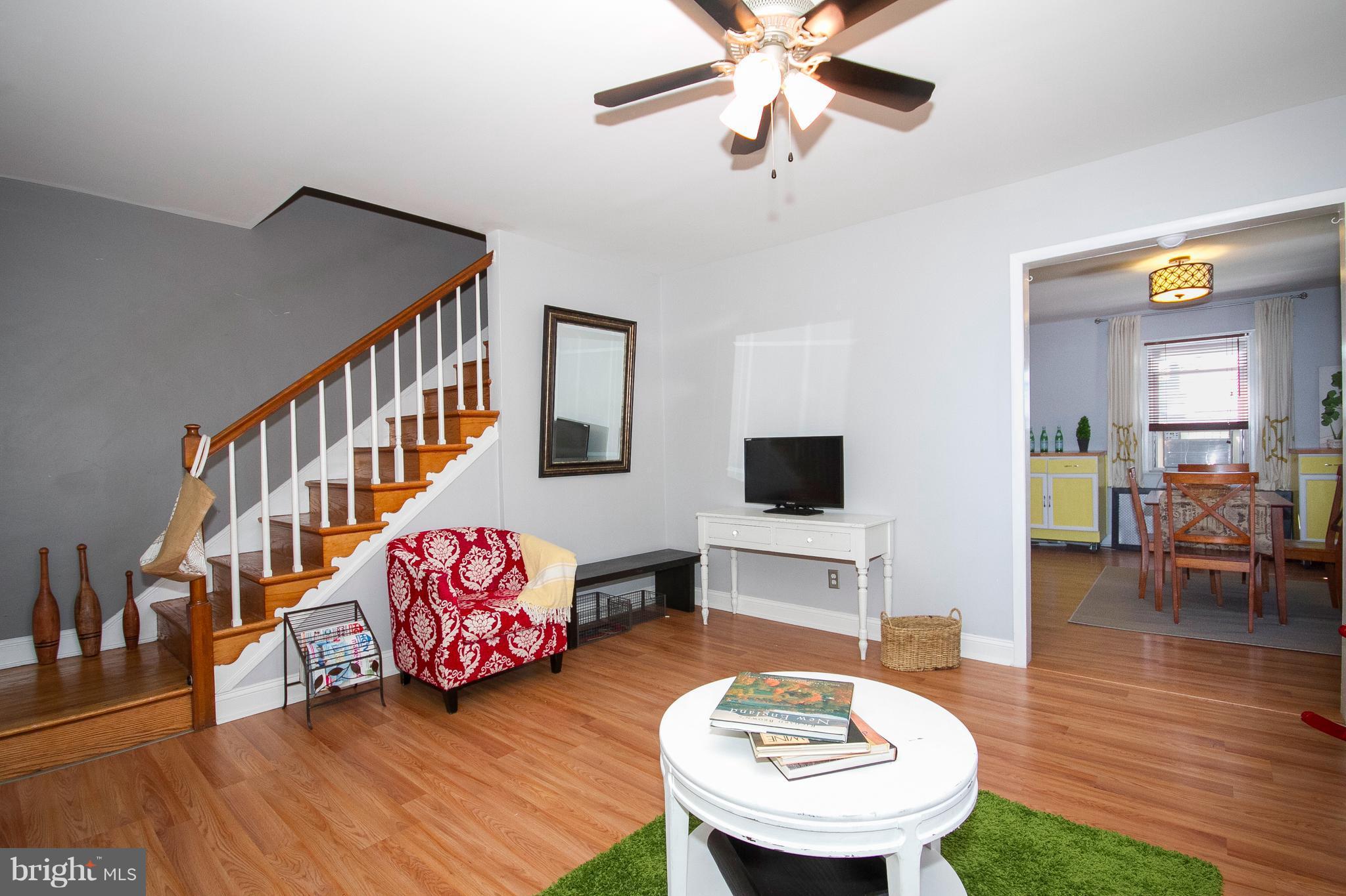 5501 Lothian Road Baltimore, MD 21212 - Photo 7 of 30 Living Room