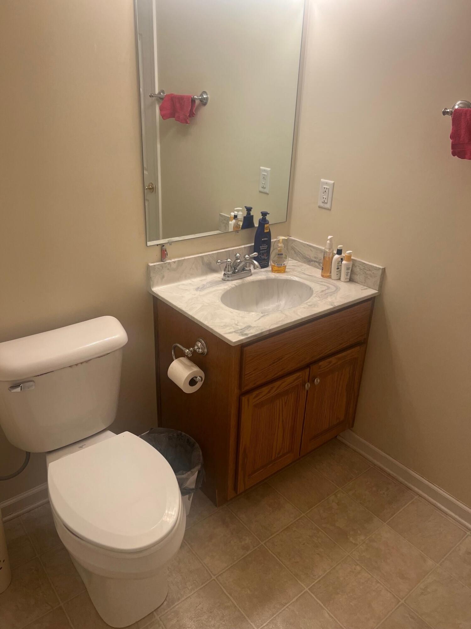 204 Old Lexington Spur Road Lancaster, KY 40444 - Photo 16 of 27 Bathroom 3