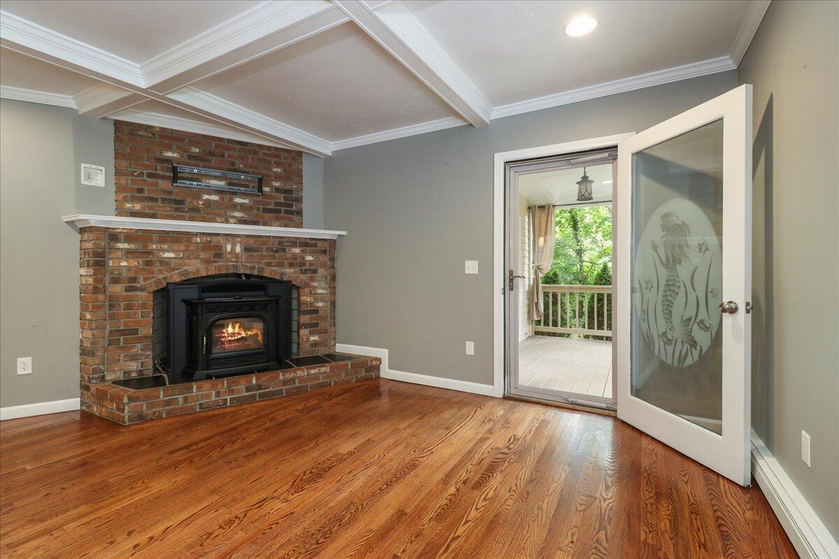 136 Harwich Road Brewster, MA 02631 - Photo 8 of 23 15-Kitchen
