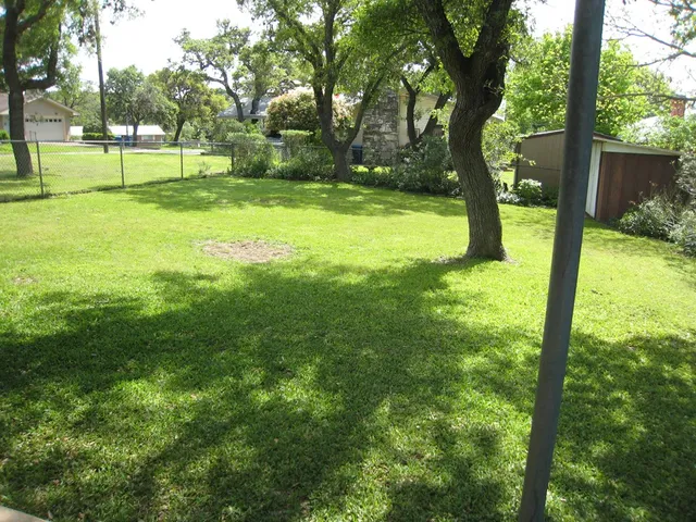 $1,800 | 1129 Nancy Beth Drive, Kerrville, TX 78028