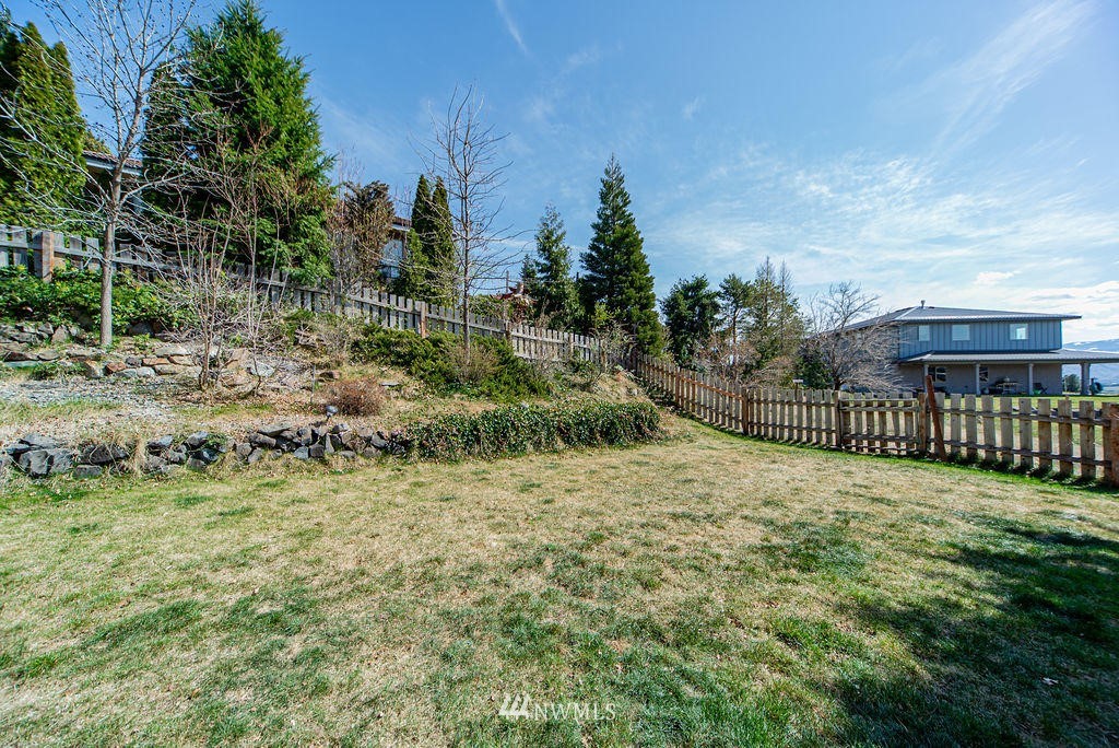 3765 Knowles Road Wenatchee, WA 98801 - Photo 34 of 36 Gallery Image 34