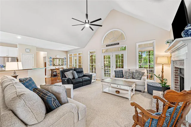 $529,900 | 621 Chickasaw Drive, Westminster, SC 29693