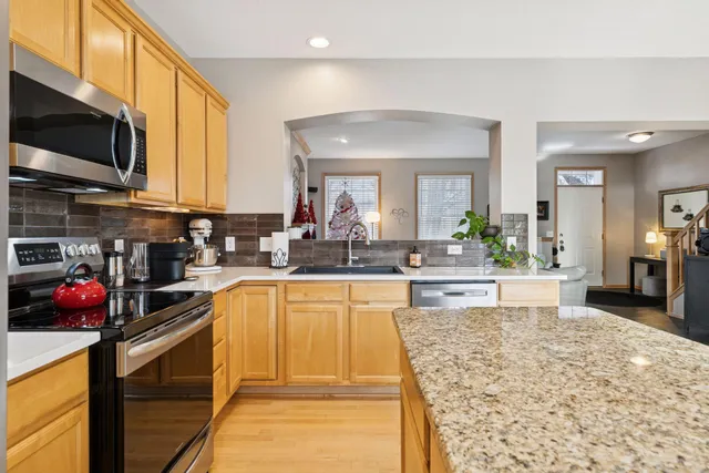 $379,000 | 10756 Falling Water Lane, Unit B, Woodbury, MN 55129