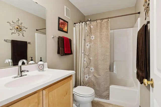 $379,000 | 10756 Falling Water Lane, Unit B, Woodbury, MN 55129