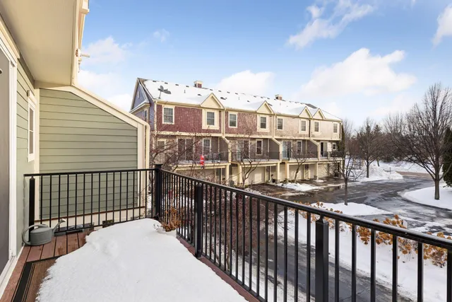 $379,000 | 10756 Falling Water Lane, Unit B, Woodbury, MN 55129