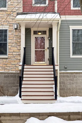 $379,000 | 10756 Falling Water Lane, Unit B, Woodbury, MN 55129