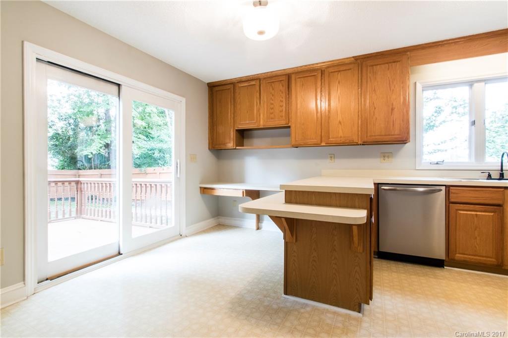 145 Surfside Road Mooresville, NC 28117 - Photo 13 of 24 Gallery Image 13