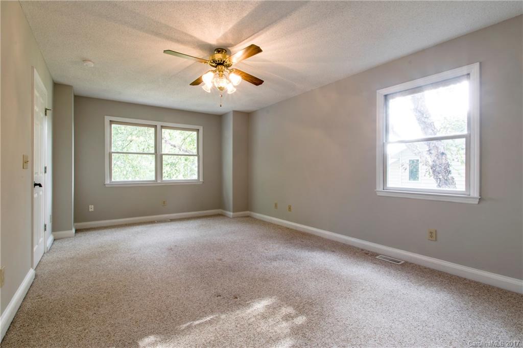 145 Surfside Road Mooresville, NC 28117 - Photo 17 of 24 Gallery Image 17
