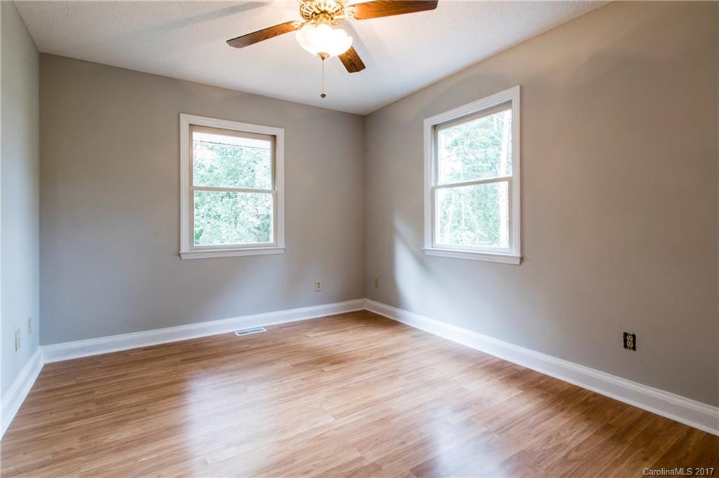 145 Surfside Road Mooresville, NC 28117 - Photo 22 of 24 Gallery Image 22