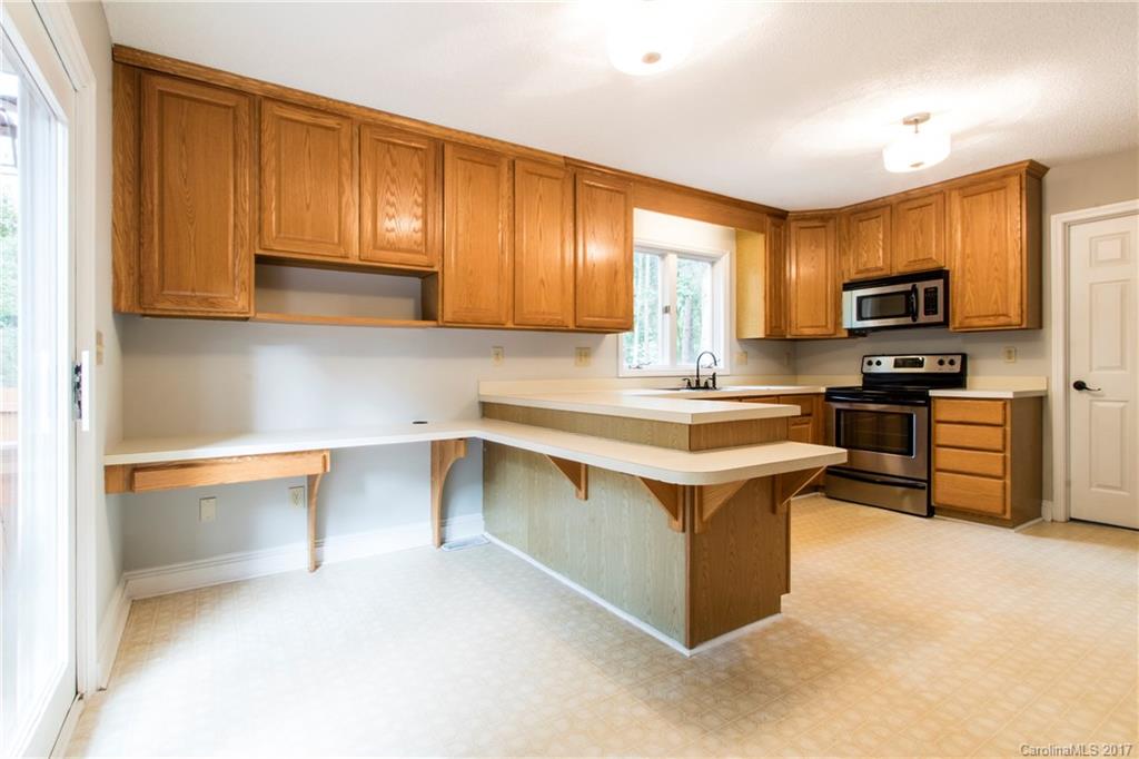 145 Surfside Road Mooresville, NC 28117 - Photo 10 of 24 Gallery Image 10
