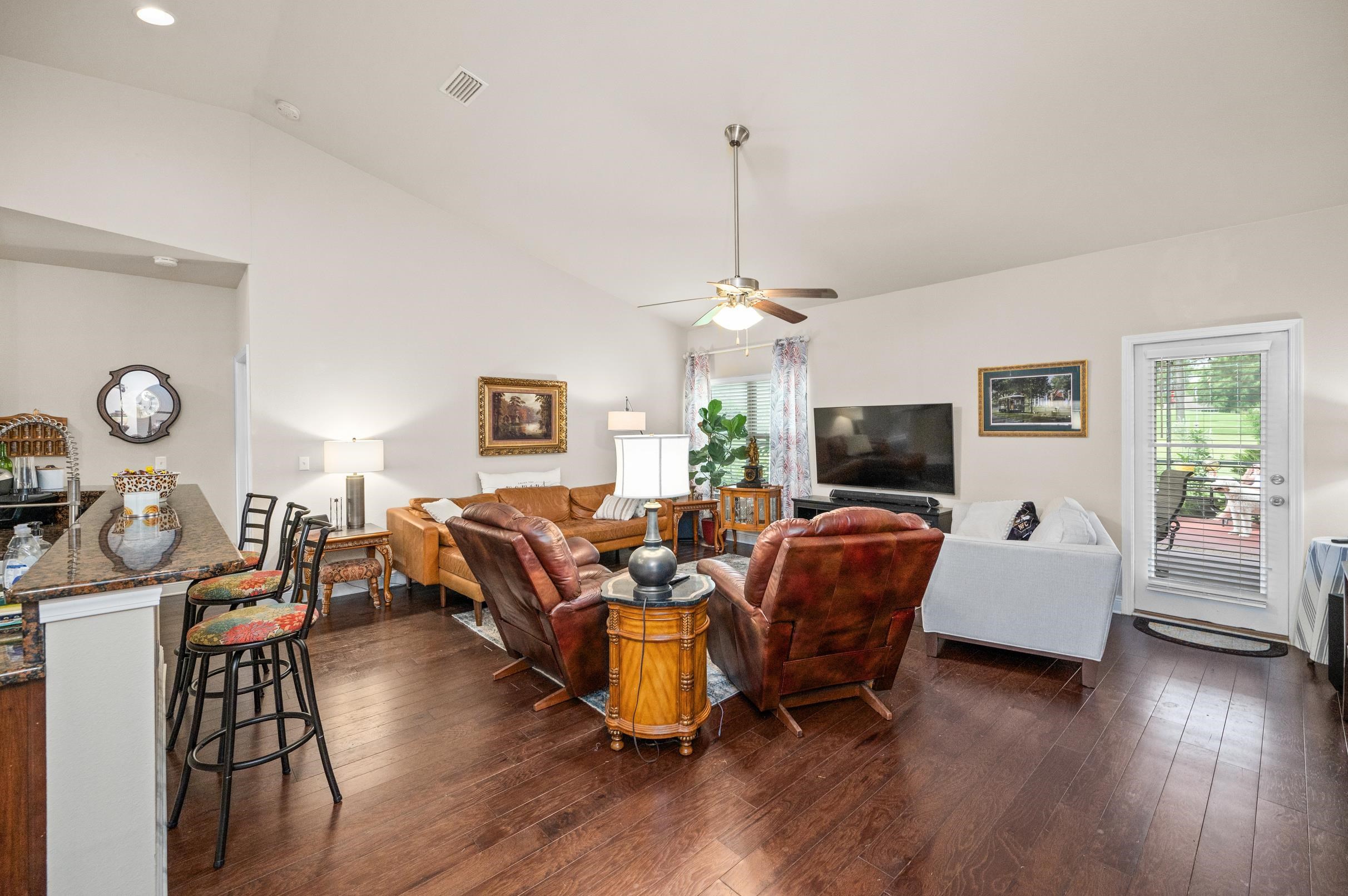 23202 Dundee Circle Foley, AL 36535 - Photo 7 of 38 Living Room