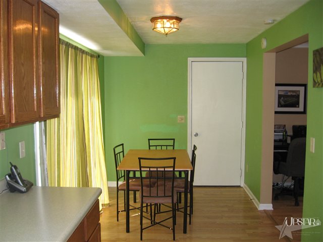 8120 Roxboro Court Fort Wayne, IN 46815 - Photo 10 of 28 Gallery Image 10