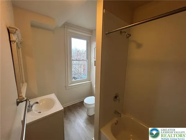 $1,495 | 817 East 6th Street, Bethlehem, PA 18015
