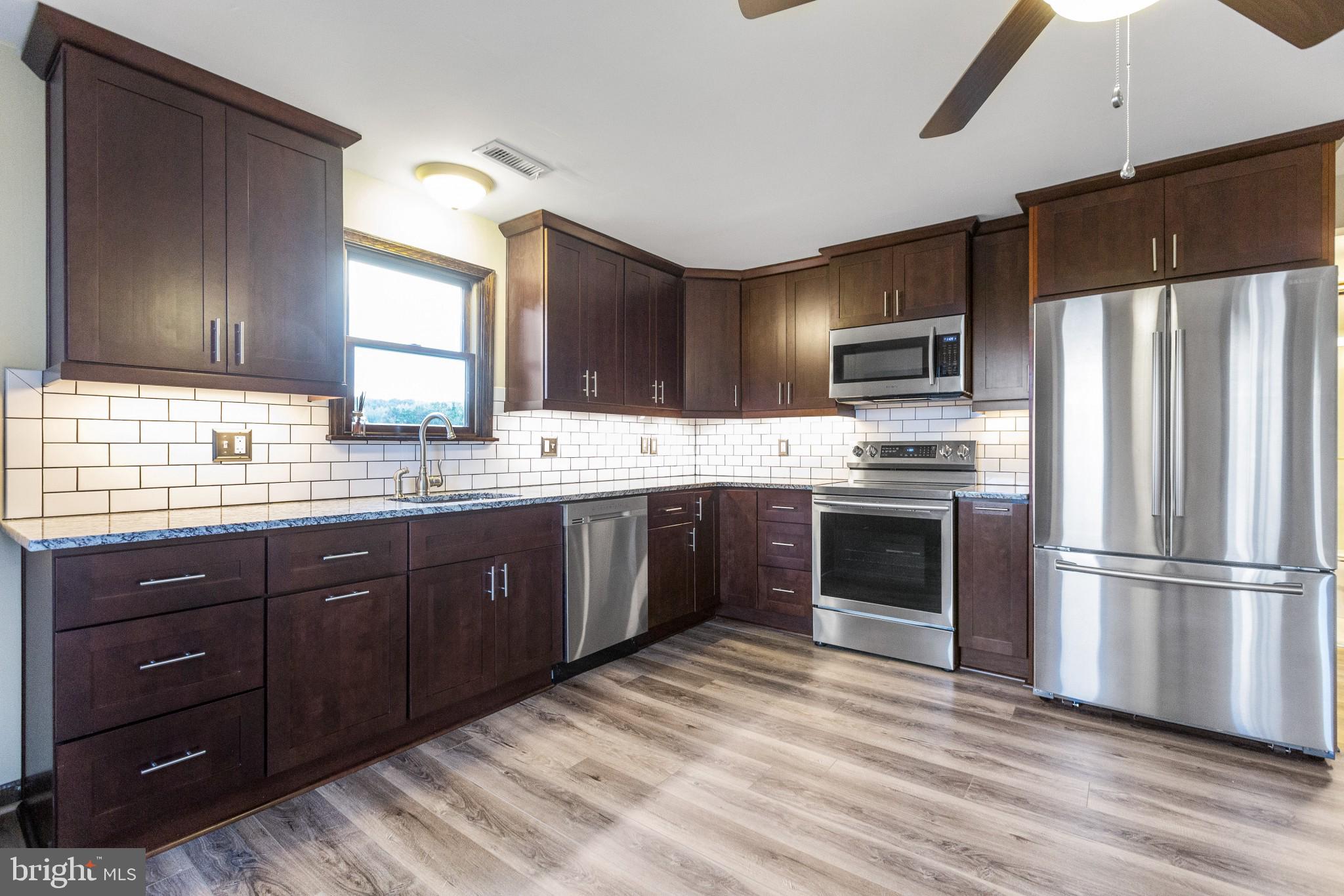 312 Fleming Landing Road Townsend, DE 19734 - Photo 2 of 40