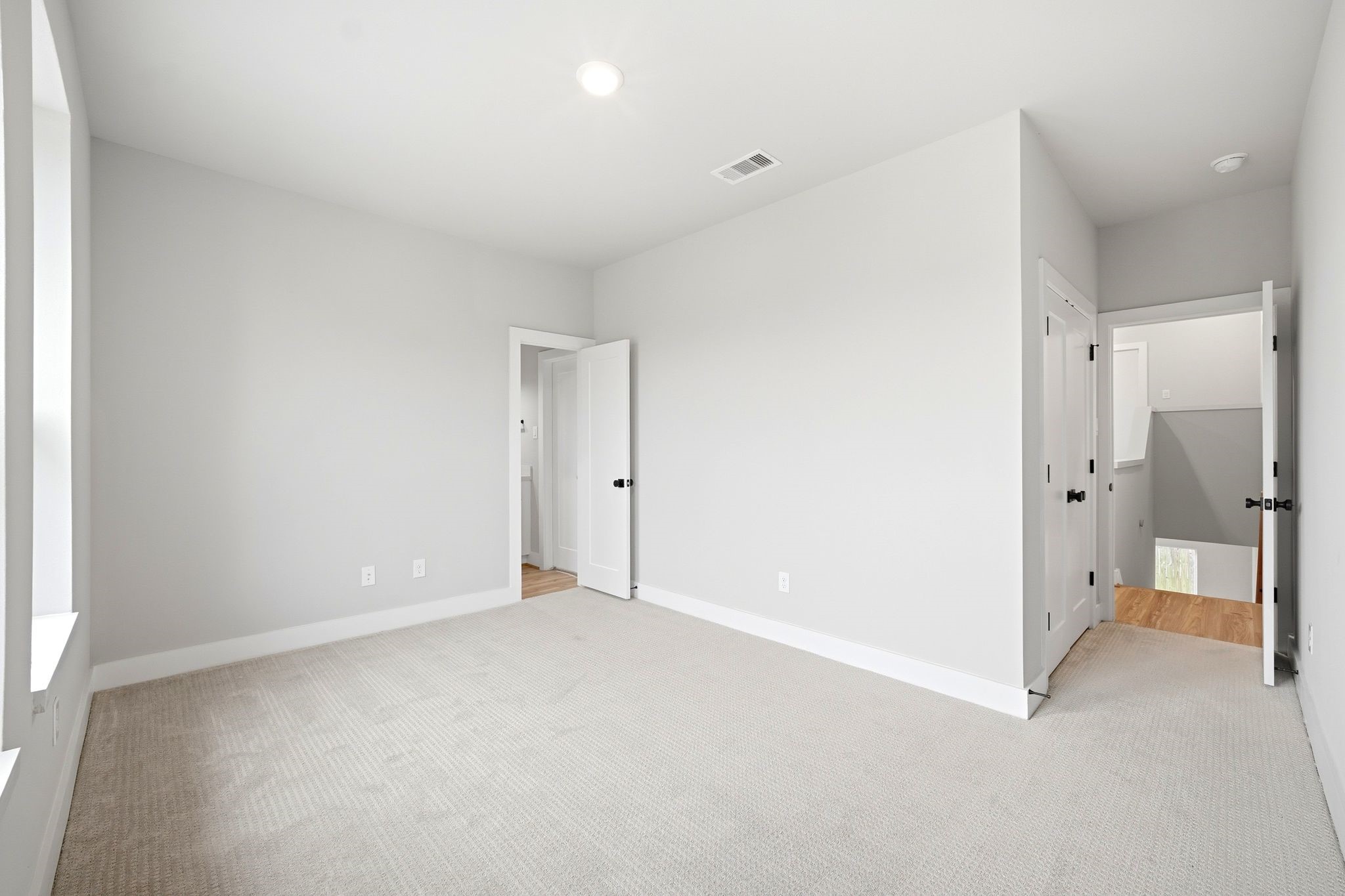 5814 Cebra Street Houston, TX 77091 - Photo 28 of 32 Secondary Bedrrom 2