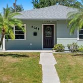 a front view of house with yard