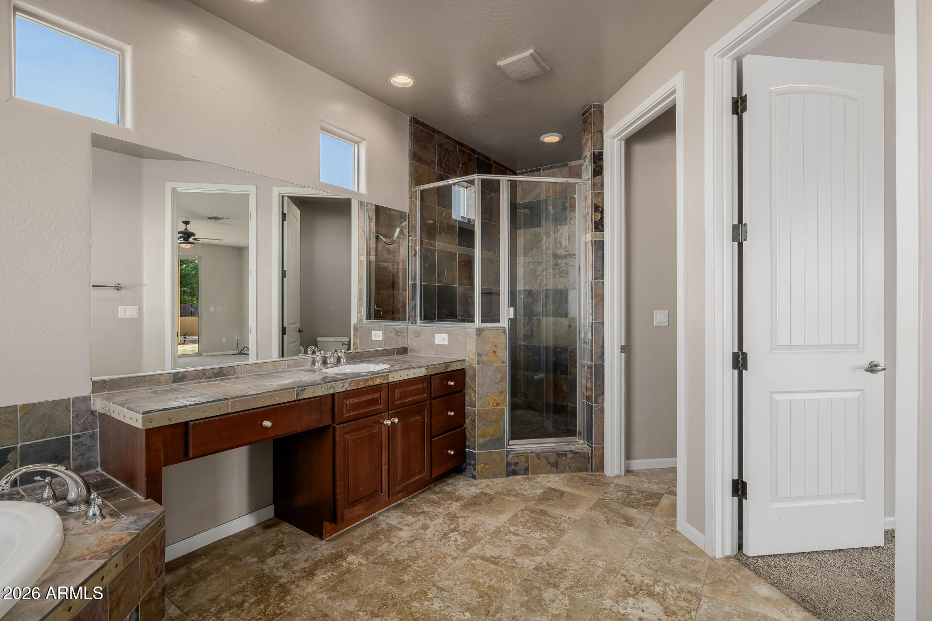 1916 East Primrose Path Phoenix, AZ 85086 - Photo 18 of 56 28 Primrose