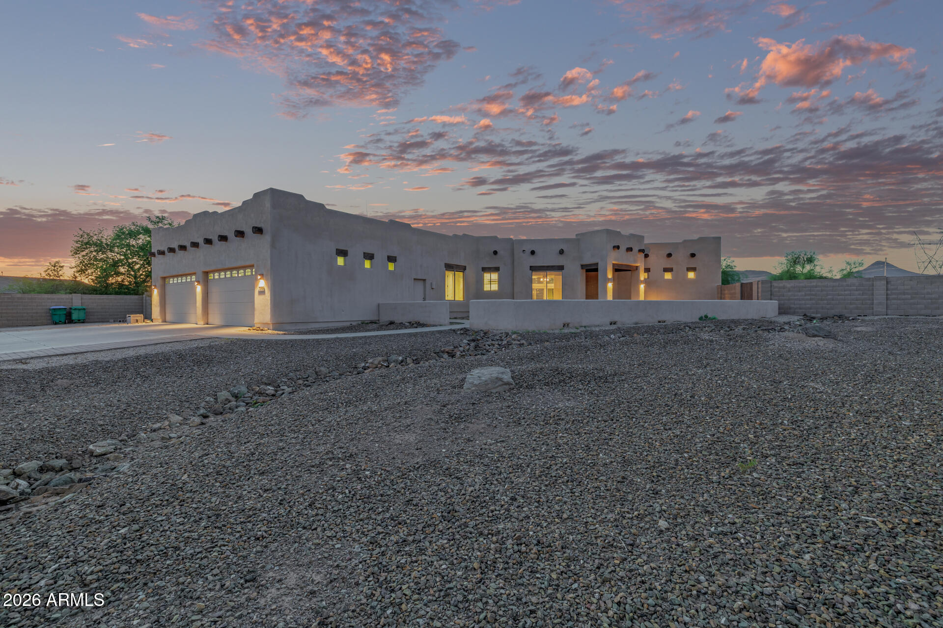 1916 East Primrose Path Phoenix, AZ 85086 - Photo 2 of 56 01 Primrose