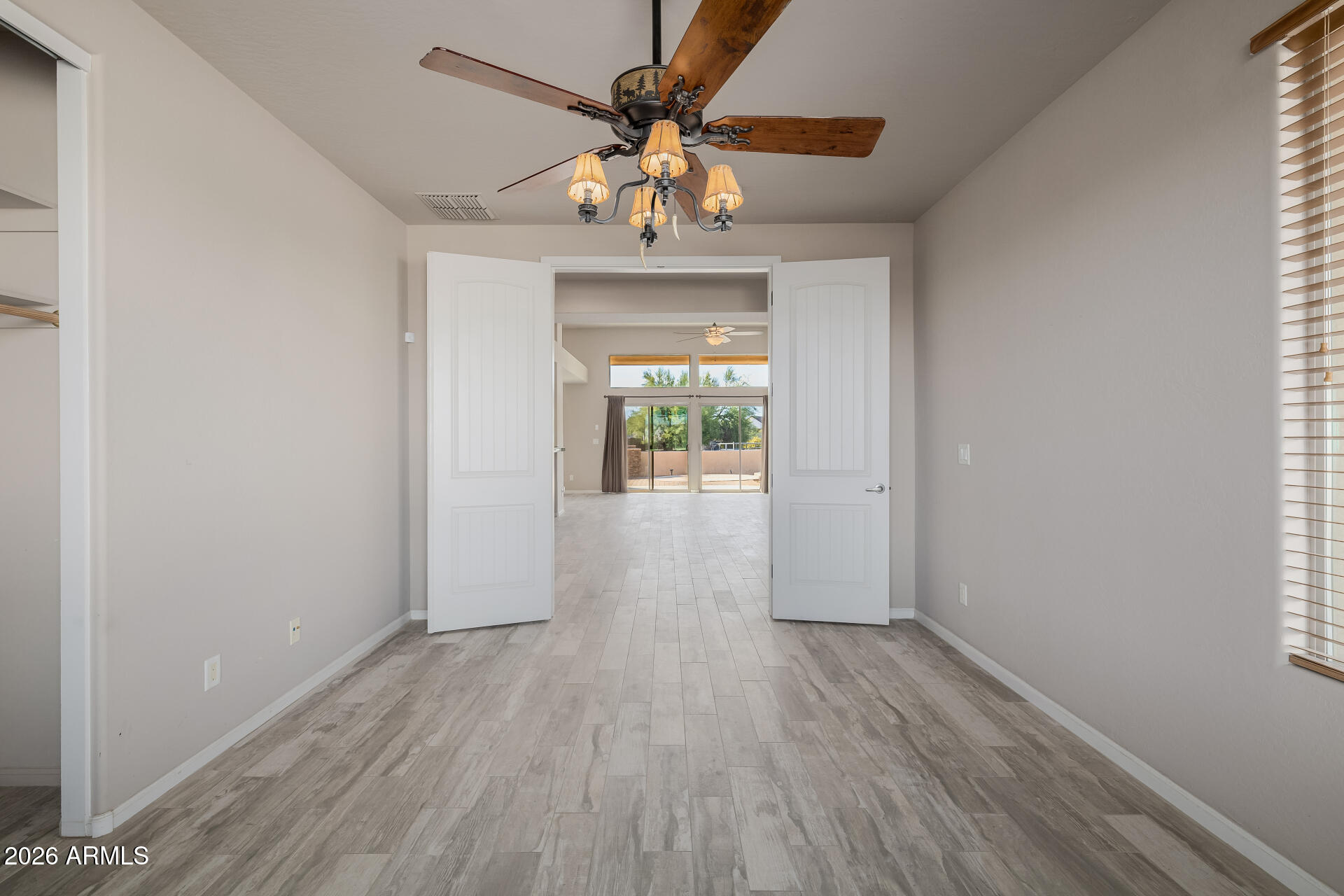 1916 East Primrose Path Phoenix, AZ 85086 - Photo 27 of 56 35 Primrose