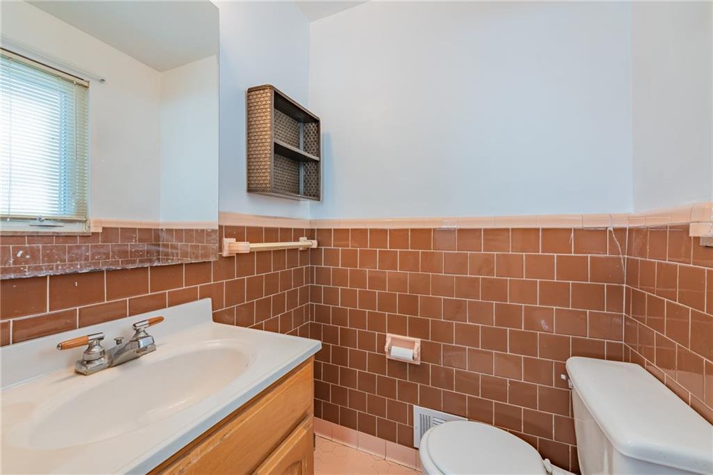 1913 Beulah Road Pittsburgh, PA 15235 - Photo 17 of 25 Gallery Image 17