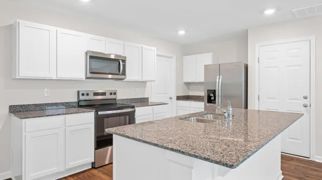 $305,000 | 171 Evergreen Circle, Rossville, GA 30741