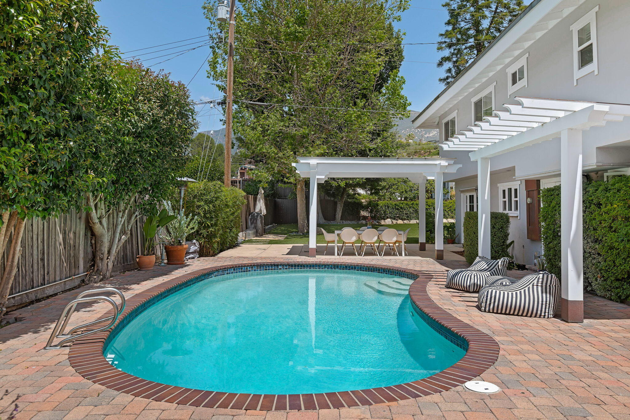 809 Willowglen Road Santa Barbara, CA 93105 - Photo 25 of 50 Swimming Pool