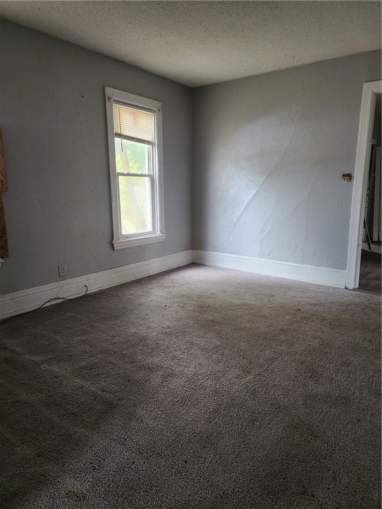 2 Hollister Street Rochester, NY 14605 - Photo 15 of 22