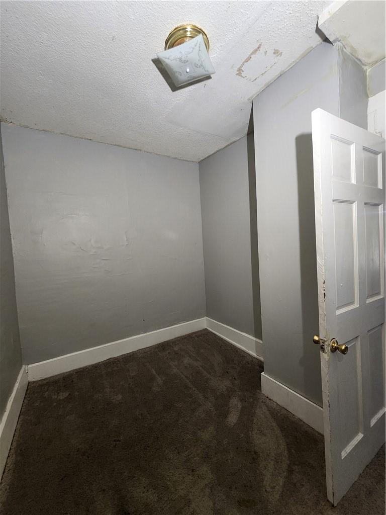 2 Hollister Street Rochester, NY 14605 - Photo 20 of 22