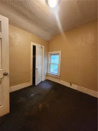 $84,900 | 2 Hollister Street, Rochester, NY 14605