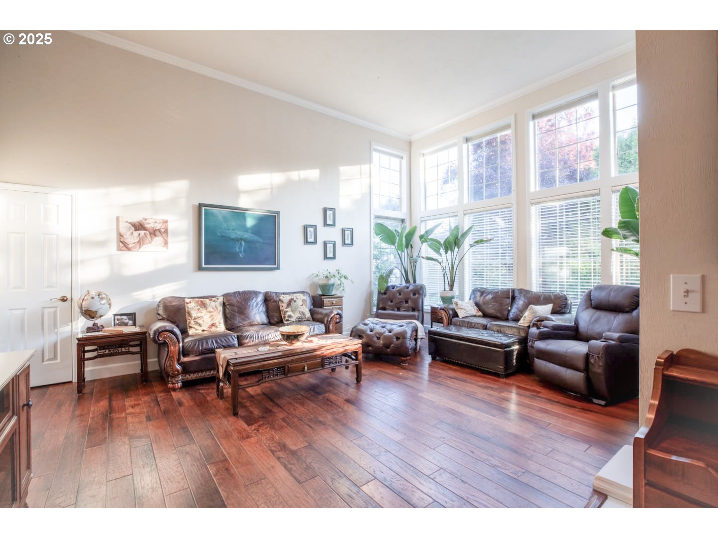 3152 Wolf Meadows Lane Eugene, OR 97408 - Photo 5 of 27 a living room with furniture window and wooden floor