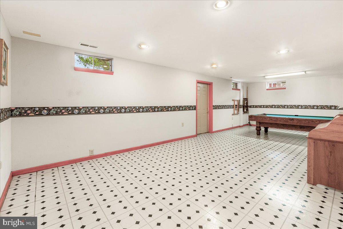 11109 Watkins Road Germantown, MD 20876 - Photo 45 of 85 Gallery Image 45