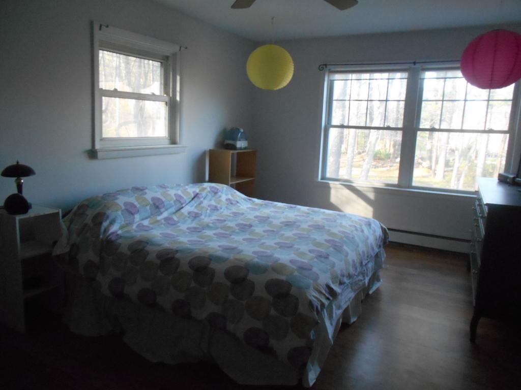 96 Lowell Road Windham, NH 03087 - Photo 16 of 35