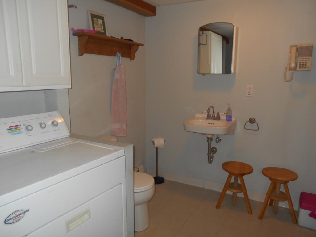 96 Lowell Road Windham, NH 03087 - Photo 25 of 35