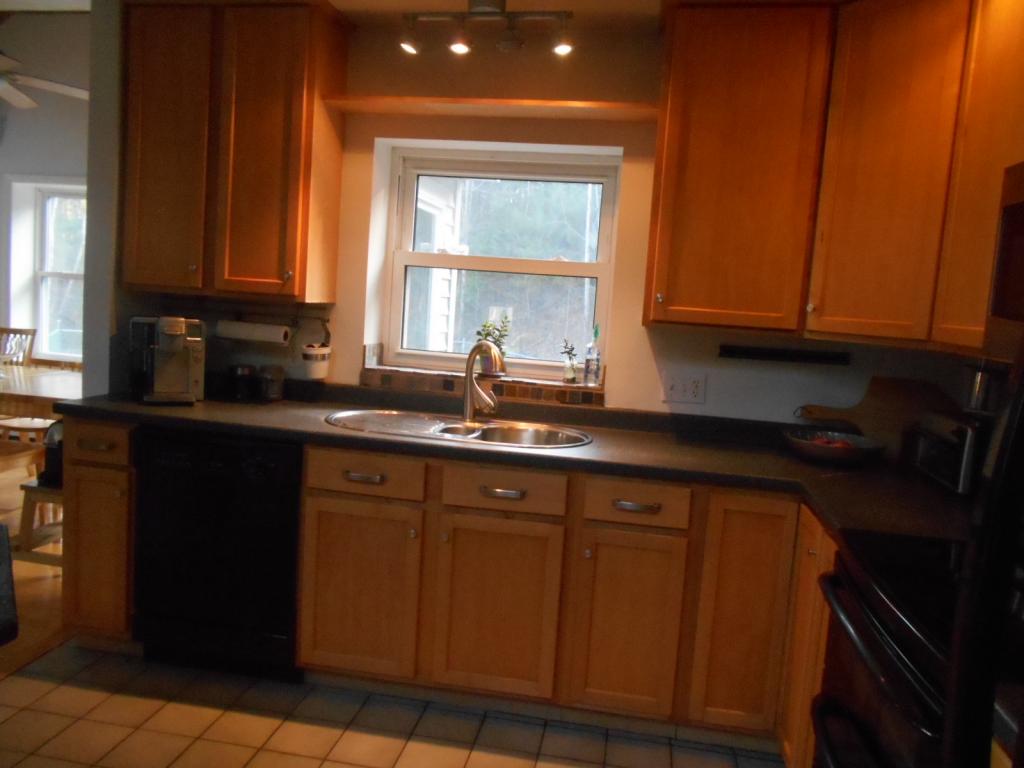 96 Lowell Road Windham, NH 03087 - Photo 5 of 35