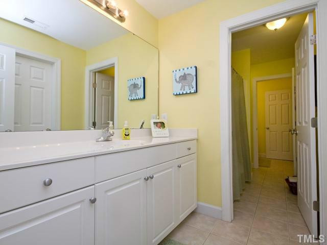 709 East Franklin Street Raleigh, NC 27604 - Photo 16 of 25 Bathroom