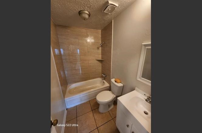 5110 Ridgeton Drive Houston, TX 77053 - Photo 6 of 11 Gallery Image 6