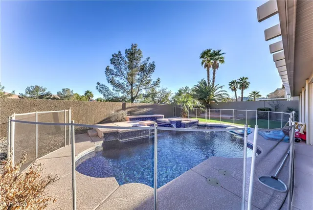 $884,888 | 9304 Brilliant Ore Drive, Las Vegas, NV 89143
